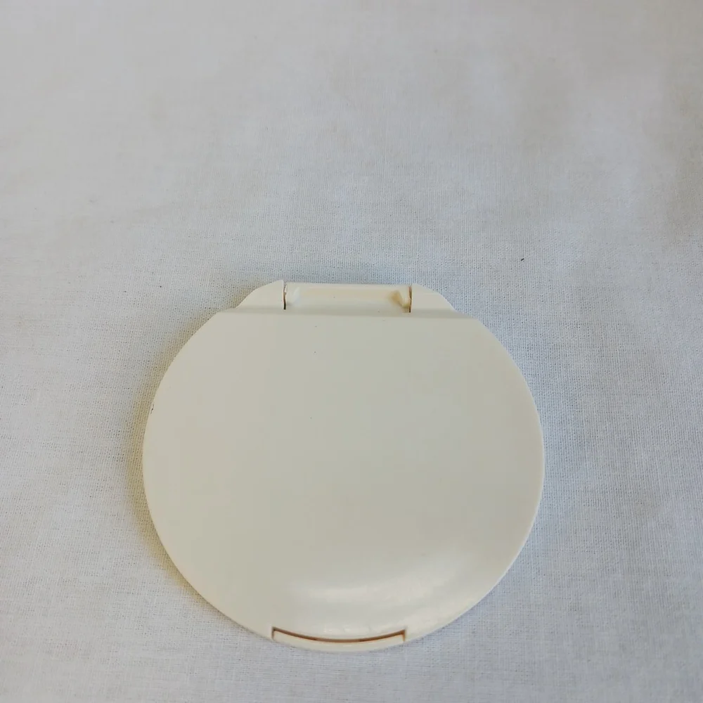 Vintage ESTÉE LAUDER Compact Mirror White Round Gold